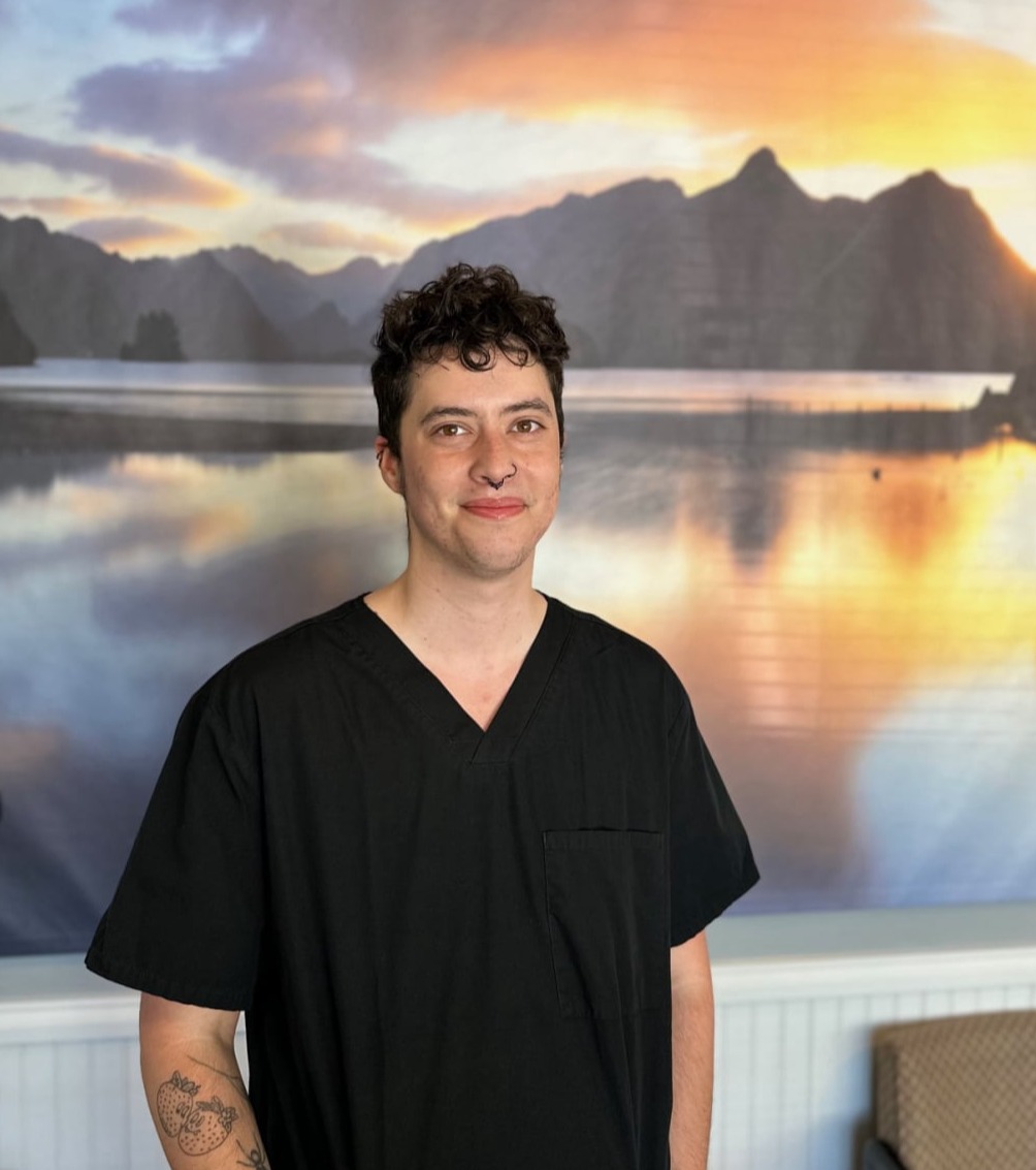Alameda Family Chiropractic Massage Therapist - Teddy Martin